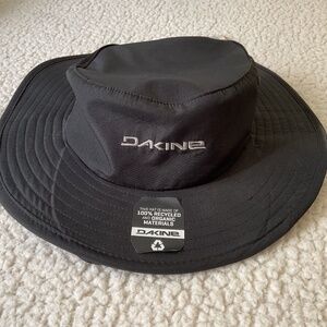 DAKINE NO ZONE SUN HAT BLACK NWT